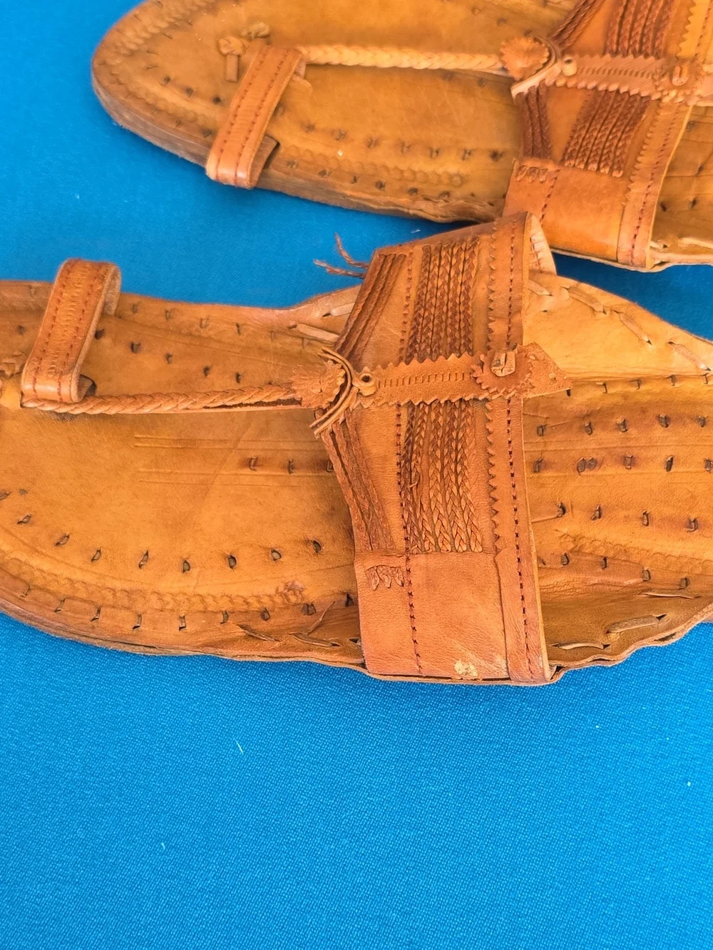 Men's Leather Toe-Loop Sandals in Tan They are vintage sandals from India